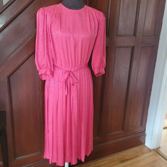 Vintage Carroll Reed Pink Paisley Silk Dress Size 8 Belted - Picture 1 of 4